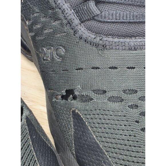 Nike Air Max 270 (GS)  Triple Black Running Womens Size Sz 7.5 BQ5776 001 GS 6Y - Picture 6 of 9